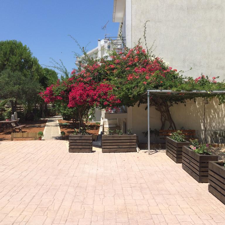 Iris Apartments Minia Екстериор снимка